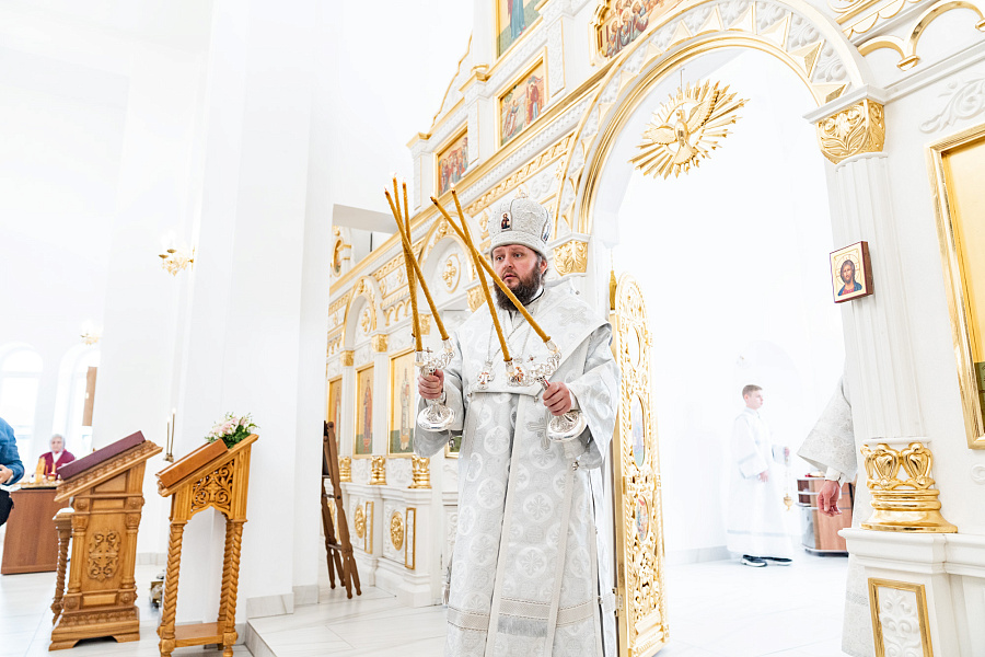 Великое освящение храма Всех святых, в земле Русской просиявших города Ступино